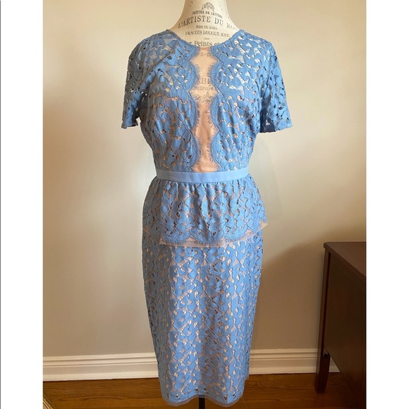 Two-piece set. From BCBG. Size M. Blue and nude. - Picture 1 of 4